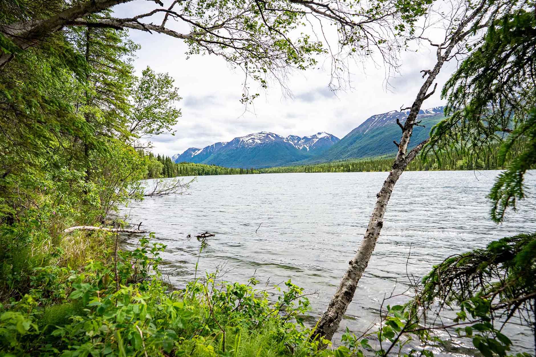 Kontrashinuna Lake Trail