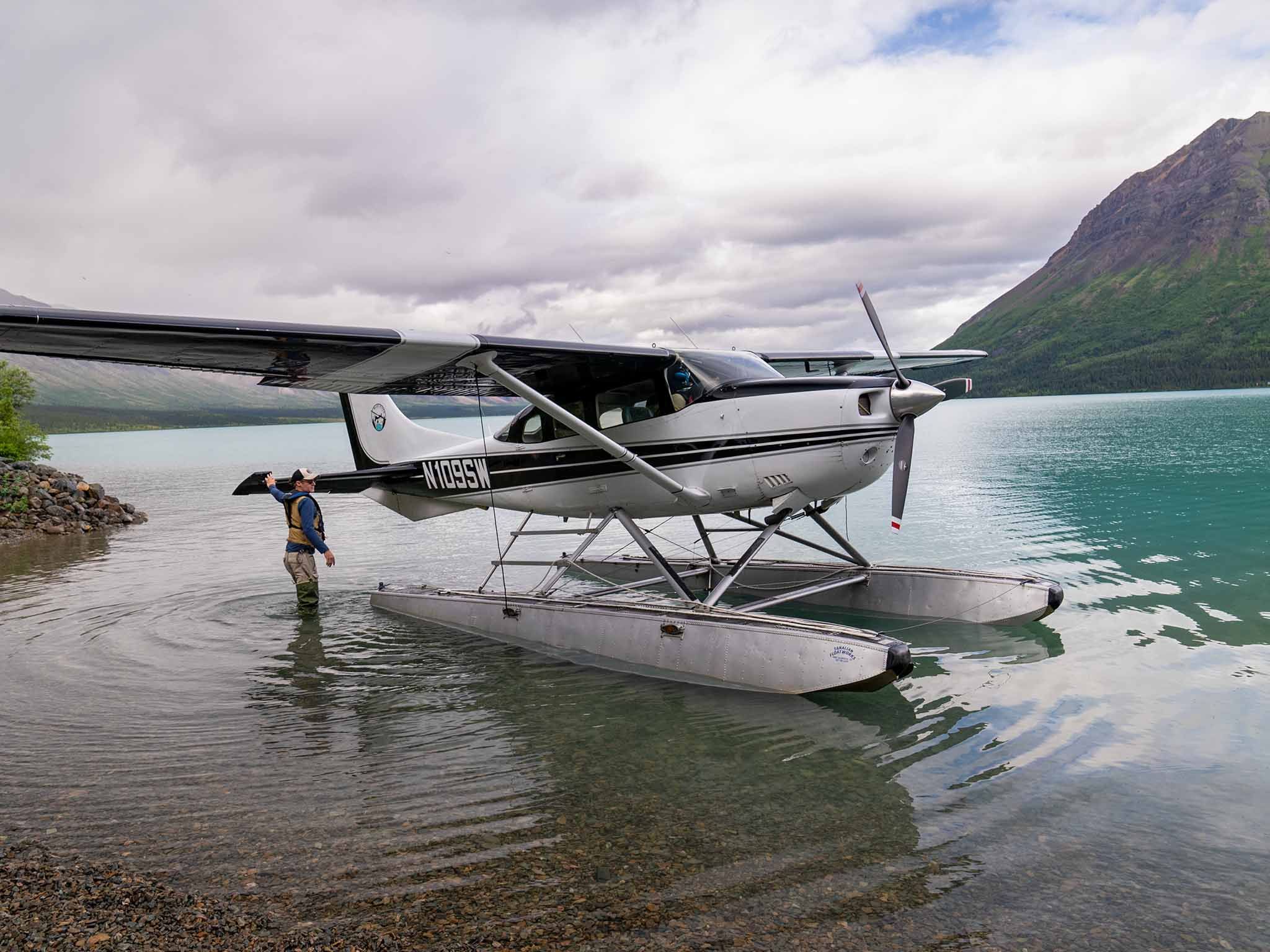 Flightseeing Tour in Lake Clark 