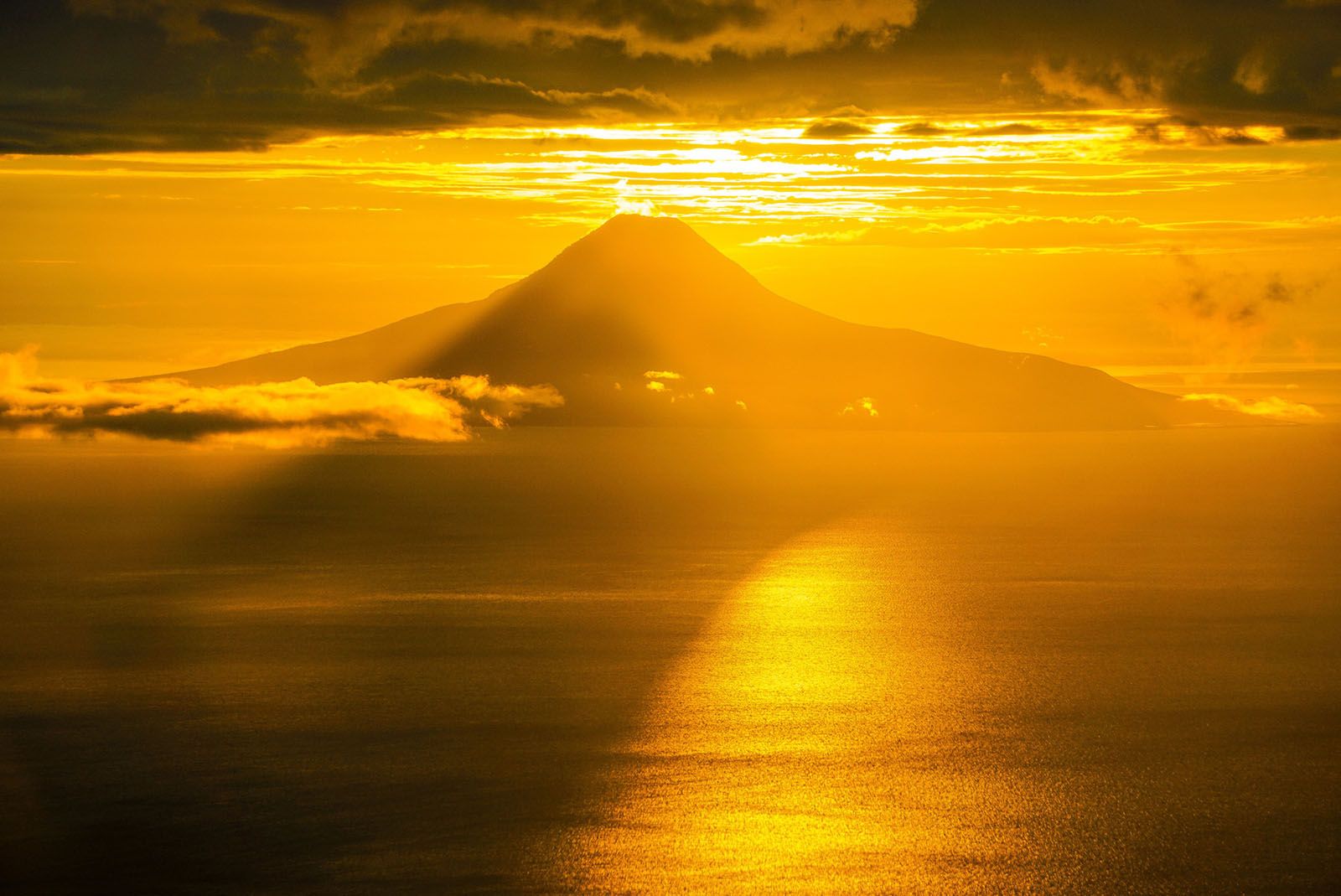 Sunrise over Saint Augustine Volcano, near Katmai National Park 